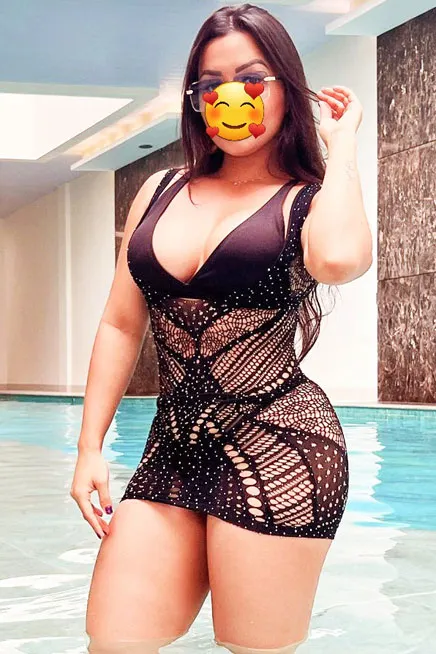 Aline prado